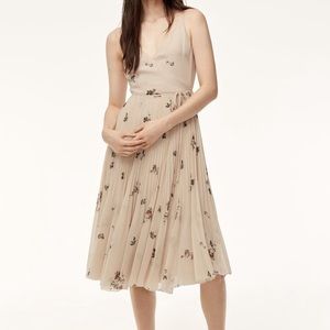 SOLD! Aritizia beaune floral dress size XS